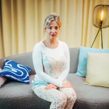 Ein Porträtfoto von Angelina Boerger