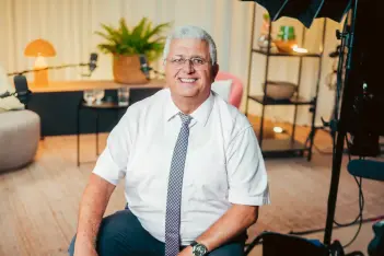 Ein Porträtfoto von Dr. Frank Matthias Rudolph